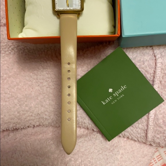 Kate Spade Watch - Picture 4 of 8